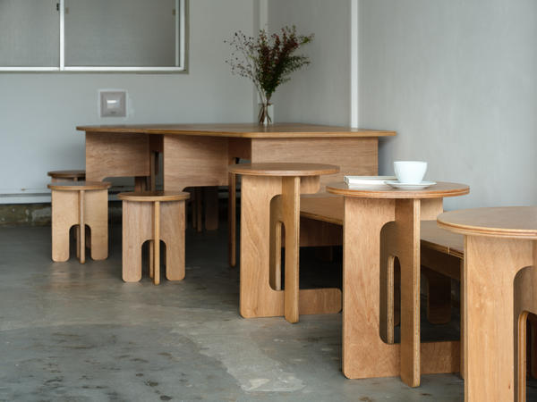 流れる線がつくる奥