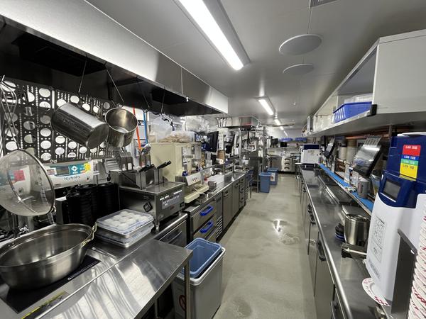 スシロー千日前店