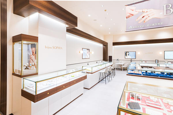 ビジュソフィア ニューポートひたちなかファッションクルーズ店