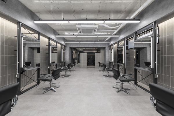 GAUDI 博多店 美容室・理容室・ヘアサロンの内装・外観画像