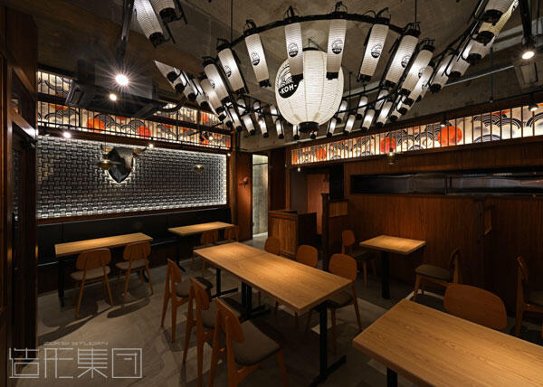 和牛すき焼きと牛骨ラーメン-康- (沖縄)