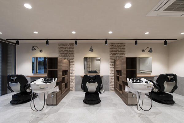 MEN’S GROOMING SALON by rodan