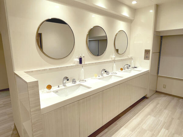 モイスティーヌ新宿サロン