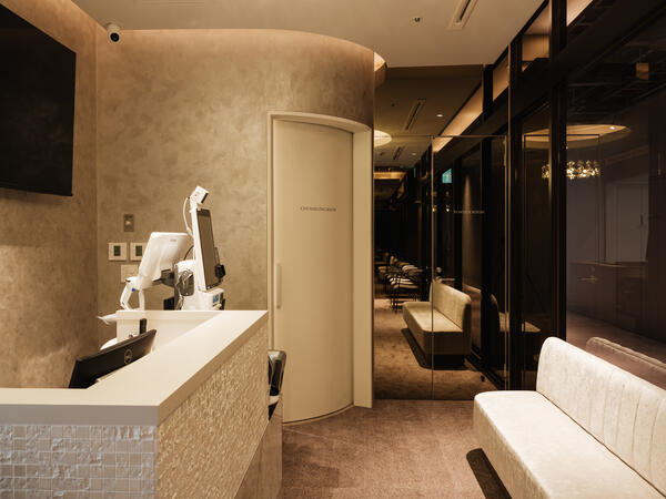 えみは総合歯科 梅田院