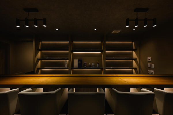 Bar BRIDGE バーの内装・外観画像