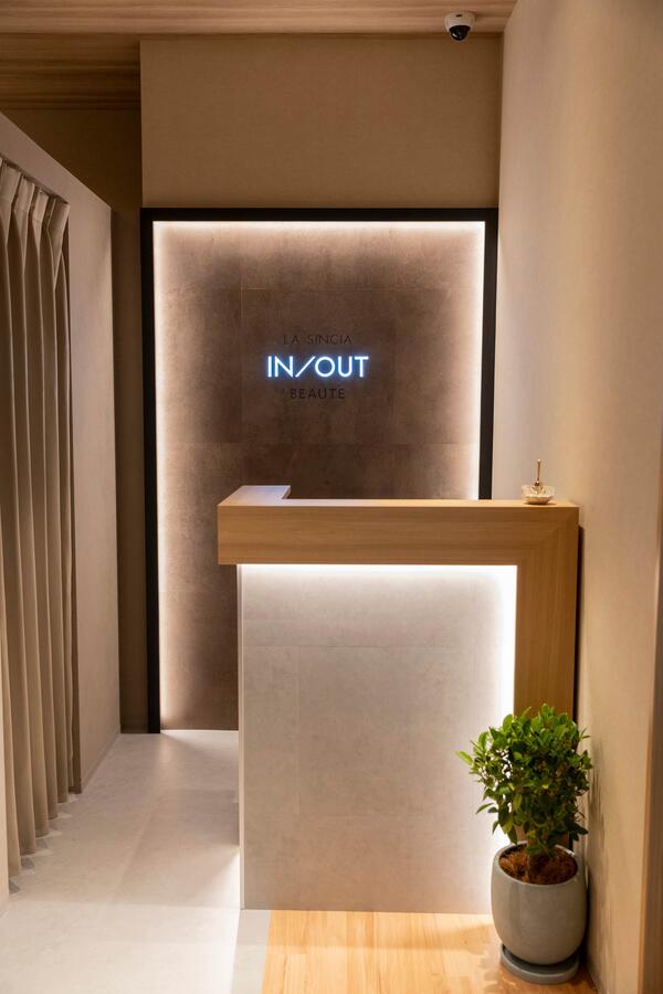 LA SINCIA IN/OUT BEAUTE