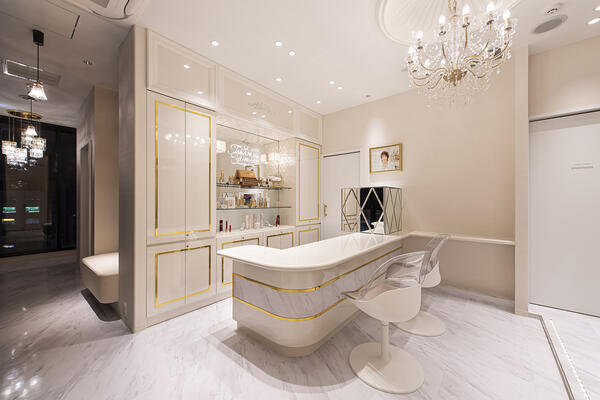 たかの友梨ビューティクリニック 横浜関内店 エステ・リラクゼーション・ネイルサロンの内装・外観画像