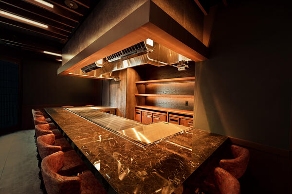  神戸牛鉄板焼き 赤坂 諮玄