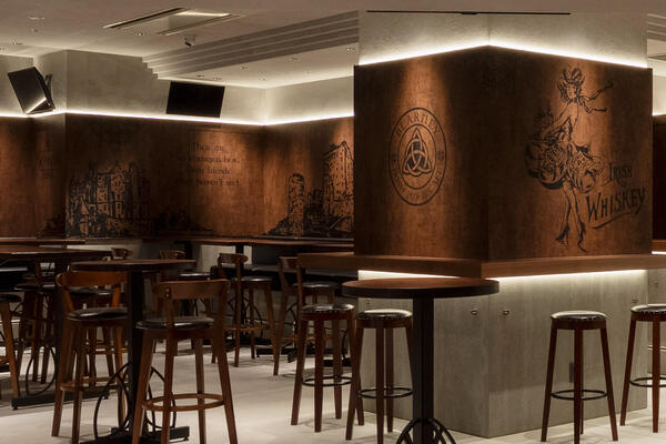 BLARNEY Irish Pub & Cafe