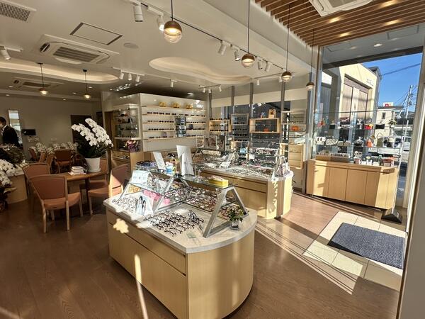 メガネのヒカワ