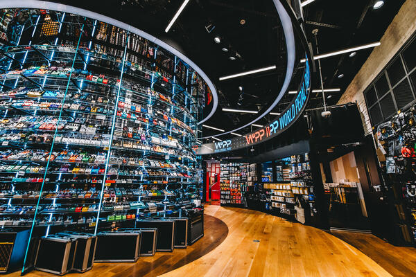 WORLD PEDAL PARK イケシブ店