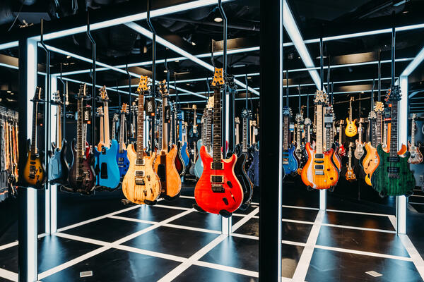 THE IKEBE PRS VAULT　イケシブ店