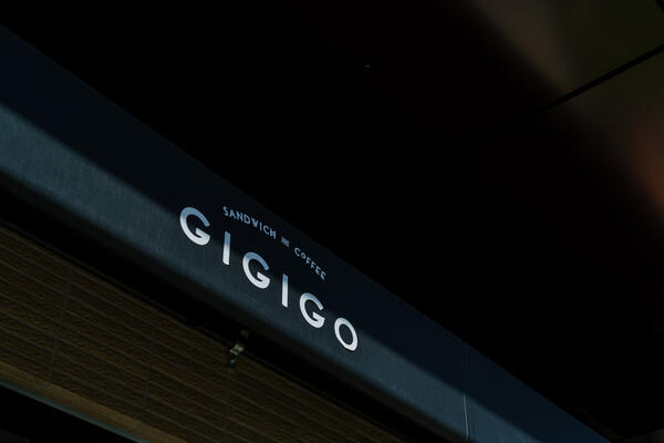 GIGIGO 
