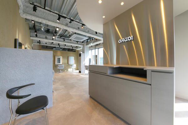 GAUDI　西宮北口店