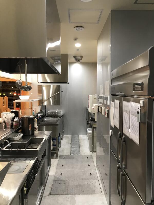 コメダ珈琲店丸井草加店