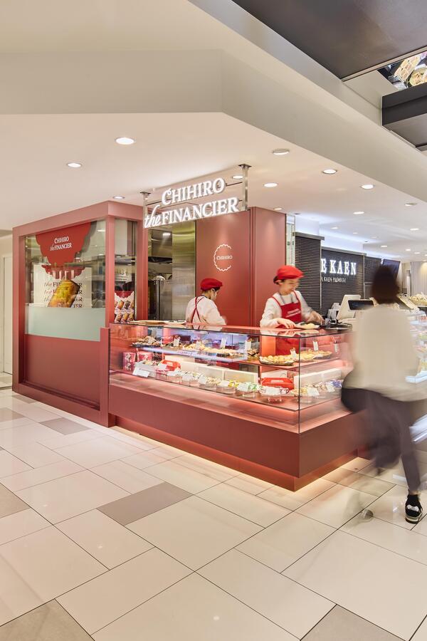 CHIHIRO the FINANCIER 大丸梅田店