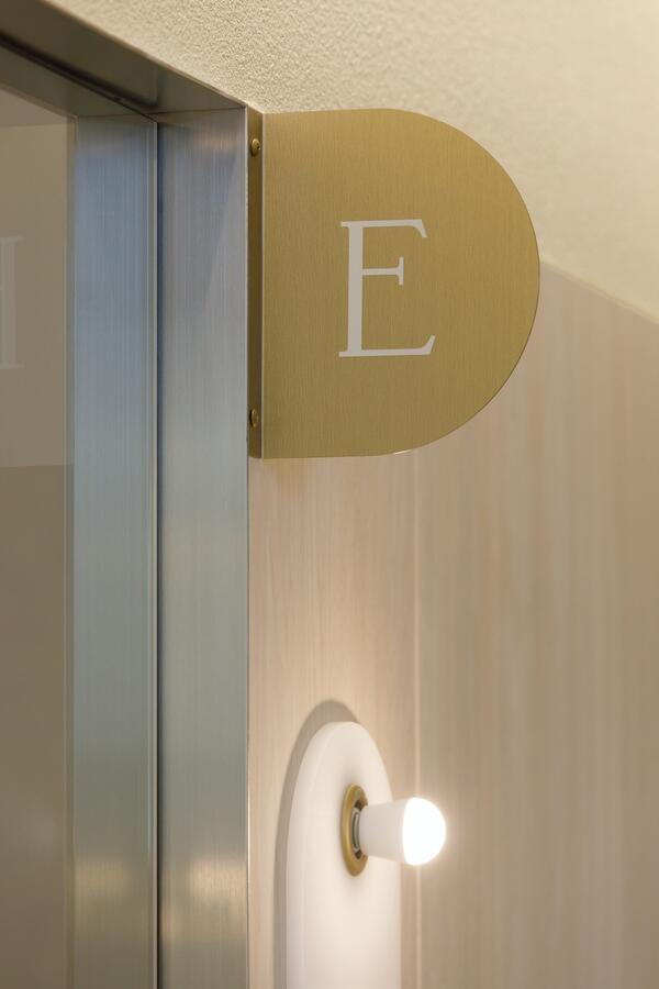 me by,, supported by SALOWIN 名古屋名駅店