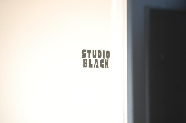STUDIO WHAT TIME