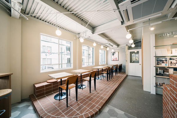 Standard Café & Gallery堀江あみだ池公園店