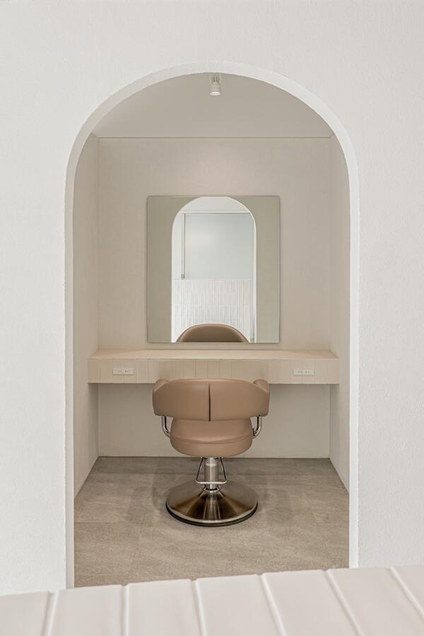 L+ HAIR SALON