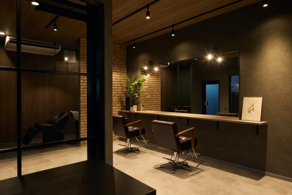 NIGHT SALON HAIR WORKS 美容室・理容室・ヘアサロンの内装・外観画像