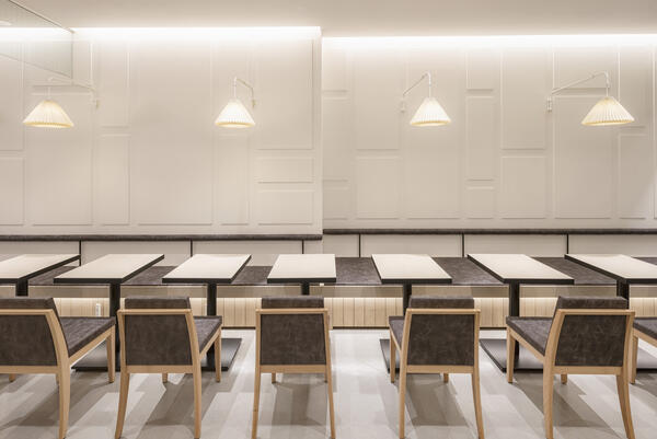 MOS＆CAFE 新小岩店