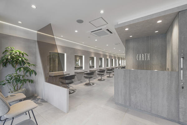 EARTH 戸塚店