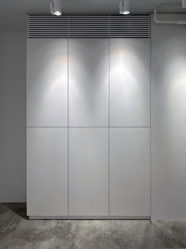 PRALLEL CROSS GALLERY