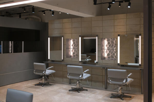 men’s salon Gaudi 広島駅前店
