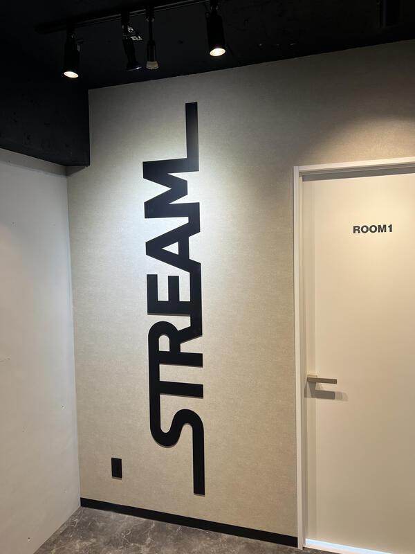 STREAM明大前店