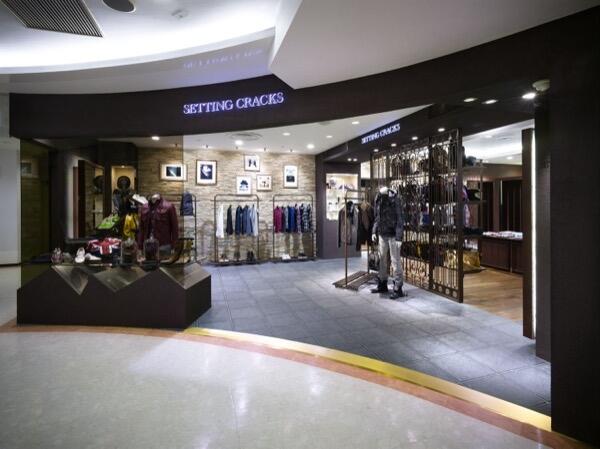 SETTING CRACKS　栄店