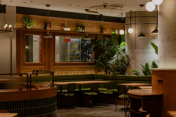 CRAFT & FARMERS KITTE丸の内店