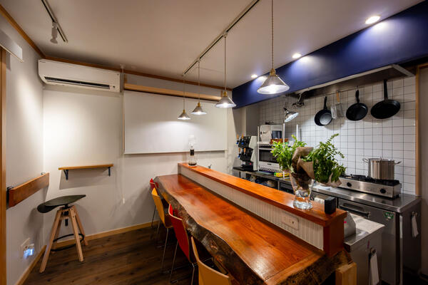 Cafeteria et Bar   Lis