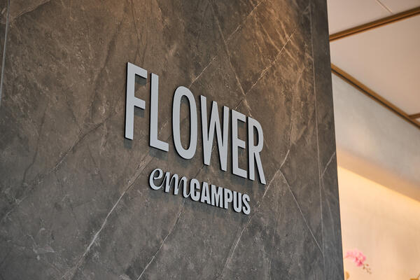 emCAMPUS FLOWER