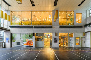 R Bakerシャルプラット東神奈川店 パン屋の内装・外観画像