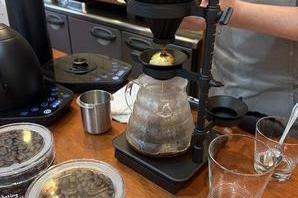 TSUKIKAGE COFFEE テイクアウトコーヒーショップの内装・外観画像