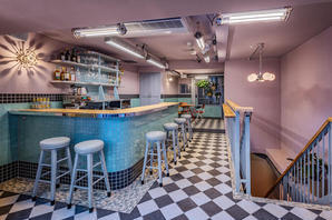 Bar TUB レストラン・ダイニングバー, カフェ・パン屋・ケーキ屋の内装・外観画像