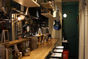 カレー屋SUN カレー屋の内装・外観画像