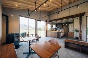 TABITABI Gelato & Dessert by さくらファーム ジェラートスイーツカフェの内装・外観画像