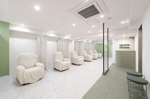 eight eyelash 池袋店 エステ・リラクゼーション・ネイルサロンの内装・外観画像