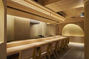 鮨 こうりん 寿司屋の内装・外観画像