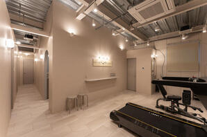 Hitori Wellness 楠葉店 美容ジムの内装・外観画像