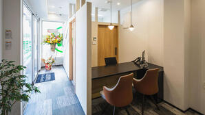 お酒買取専門店ファイブニーズ 八王子店 生活用品の内装・外観画像