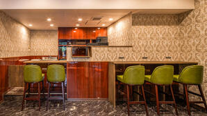 喫煙喫茶オールドルーキーカフェ神田東口店 カフェ・パン屋・ケーキ屋の内装・外観画像