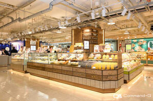 EGGSY 阪神梅田本店 ショールーム（物販）の内装・外観画像