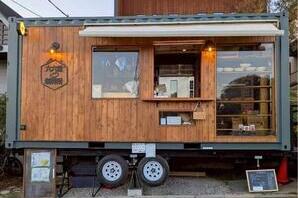 六六堂パン製作所 コンテナ パン屋さんの内装・外観画像