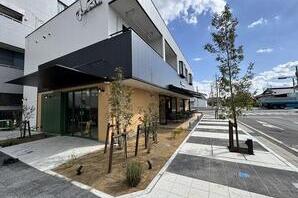 BAHNHOF COMMUNITY CAFE  カフェの内装・外観画像