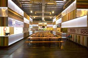 Food Town フードコートの内装・外観画像