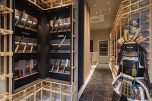 MUSASHI JAPAN 表参道駅前店 物販（和包丁）の内装・外観画像