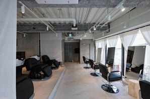 SLAY 美容室・理容室・ヘアサロンの内装・外観画像